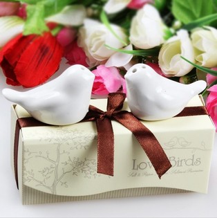 &ldquo;LOVE BIRDS&rdquo; 婚庆椒盐罐礼品 (5件装)