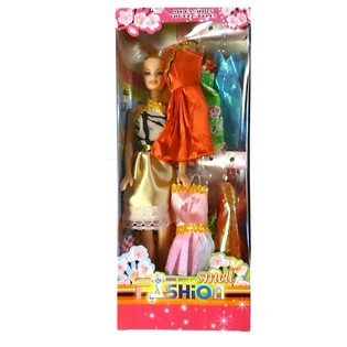 带6套额外裙子的玩具娃娃 (6个装)