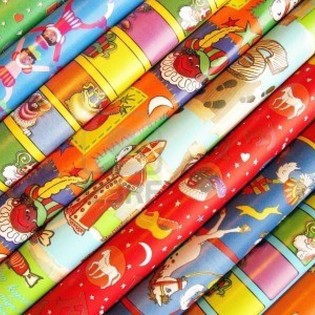 圣尼古拉斯 Sinterklaas 节日礼品包装纸卷 250 x 50 厘米 (5卷装)